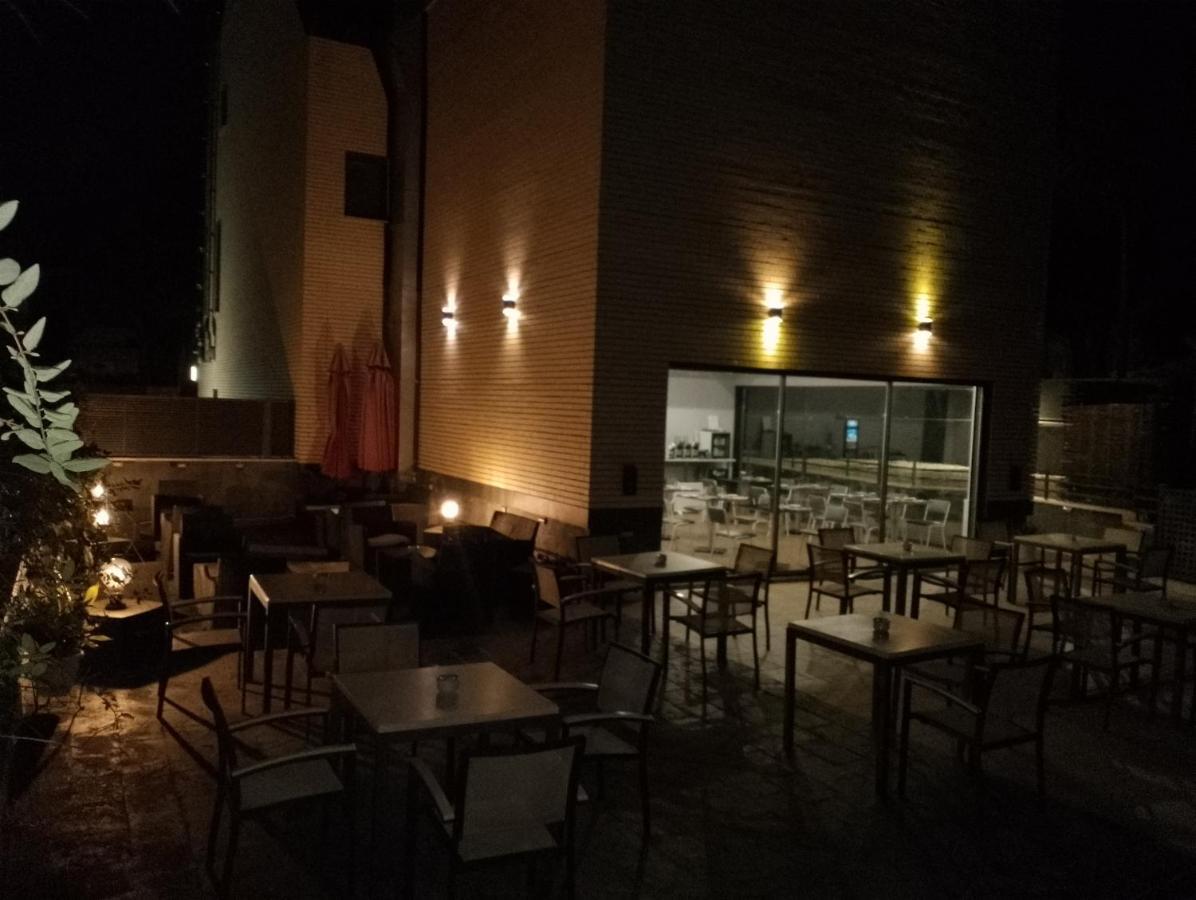 H La Cabana Pozuelo de Alarcón Eksteriør bilde