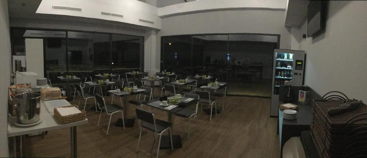 H La Cabana Pozuelo de Alarcón Eksteriør bilde